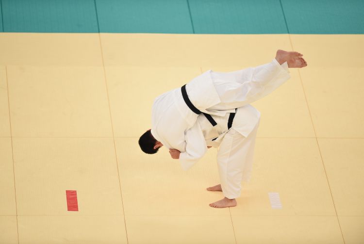 马竞3-1圣吉罗斯联合，阿尔瓦雷斯、加拉格尔、略伦特破门