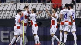 里夫斯：看到詹姆斯在场上全速奔跑，这会促使你跟上他的步伐