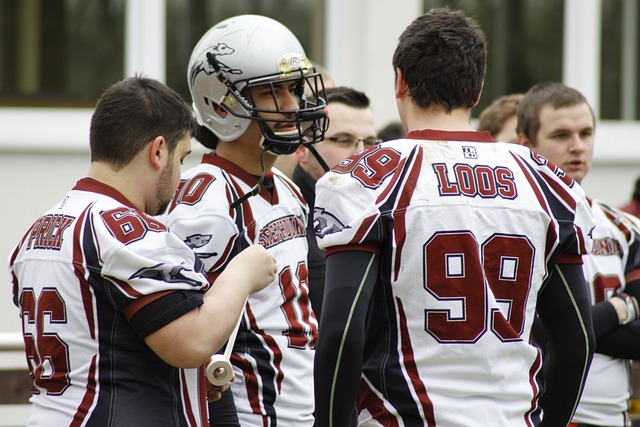 皇马头号药罐子又倒下！拉伤大腿+2年出场率仅32% 10个后卫伤6个